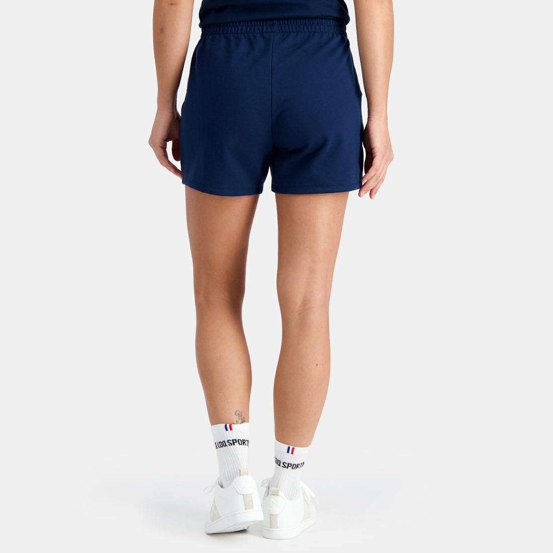 Coq Sportif Women's Sports Bra with Cup Half Top & Shorts Set, navy, 2L :  : Fashion