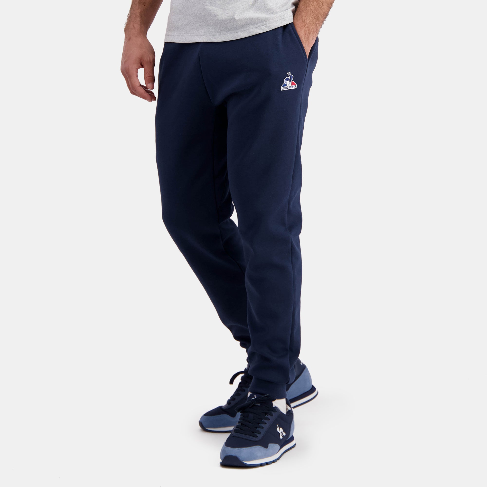 2423181-ESS Pant Regular N°1 M dress blues | Pantalon bleu marine Homme