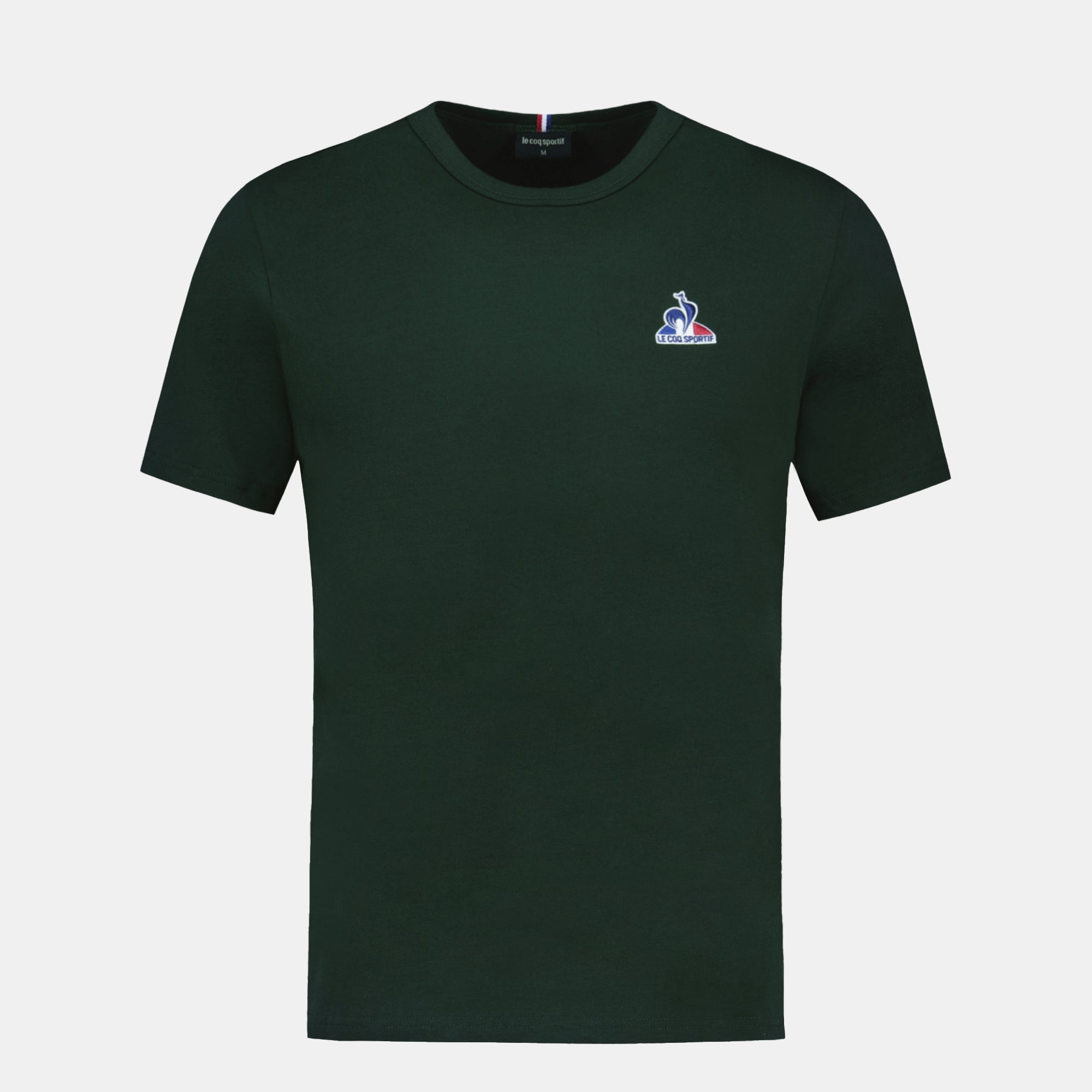 2510019-ESS Tee SS N°1 M scarab | Men&