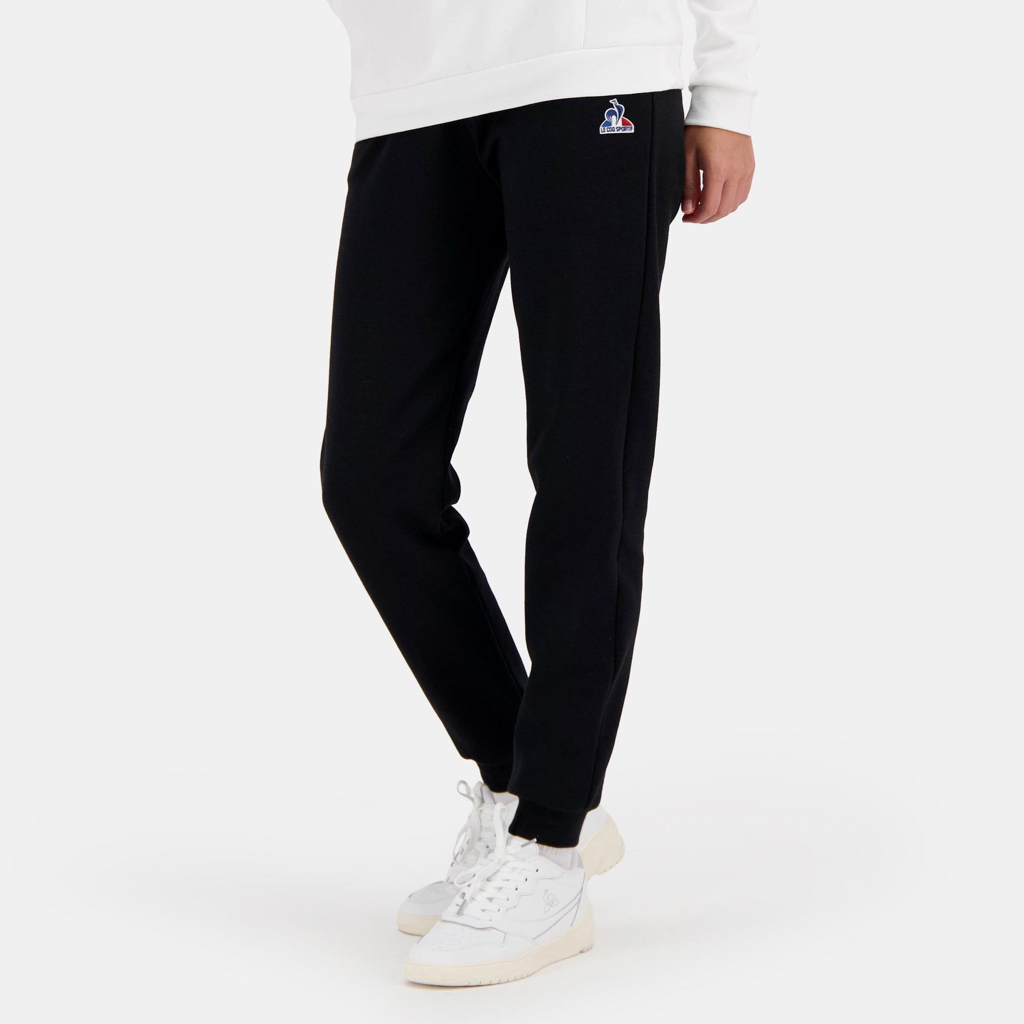 2510070-ESS Pant Regular N°1 W black | Women&